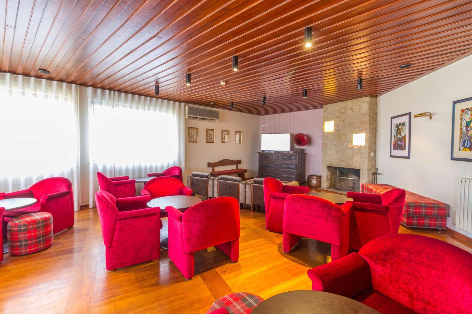 Hotel Eurosol Seia Camelo Exteriör bild